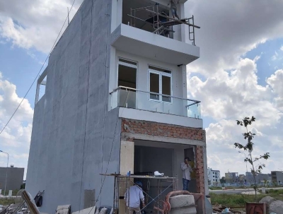 tiến độ thi công nhà thầy hữu
