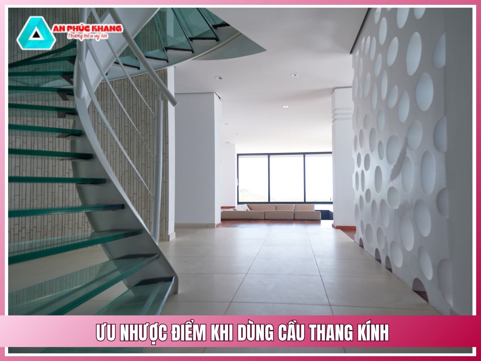 Uu nhuoc diem khi su dung cau thang kinh cho nha o